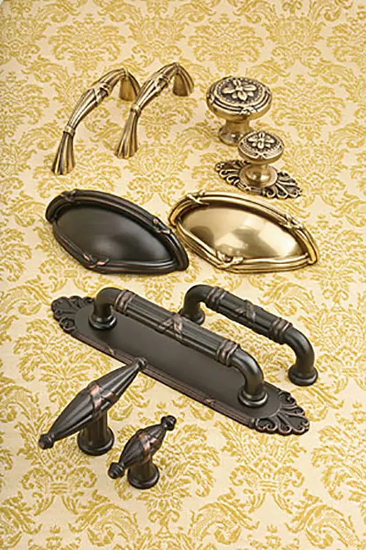 A table with many different types of handles